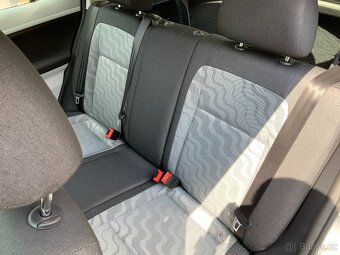 Škoda Fabia II 1.4 16V Ambiente r.v.2008 - 12