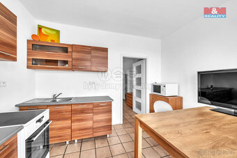 Prodej bytu 3+1, 71 m², Pardubice, ul. Kunětická - 12
