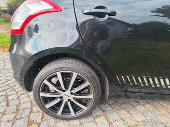 Suzuki Swift 1.2 69kW 2012 150tis. 2sady kol,tažné NOVÁ STK - 12