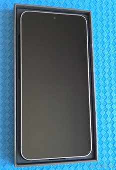 Samsung Galaxy S25 Silvershadow 128GB ZÁNOVNÍ - 12