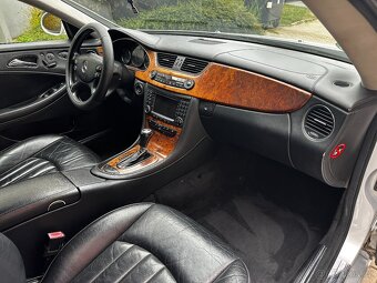 Mercedes-Benz CLS 500 Black ALU R19 306hp 7G Tronic Airmatic - 12