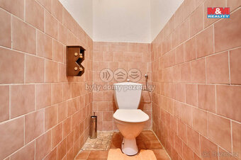 Prodej rodinného domu, 617 m², Pelhřimov, ul. Palackého - 12