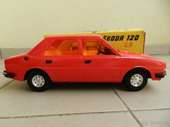 ŠKODA 120 LS SERVO - ITES r. 1984 ČSSR - 12