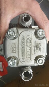 Prodám hydraulické čerpadlo VIVOLO - 12