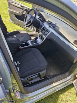 VW Passat B7 Variant 2.0 TDi, 103kW - 12