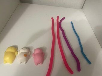 Fidget toys - 12