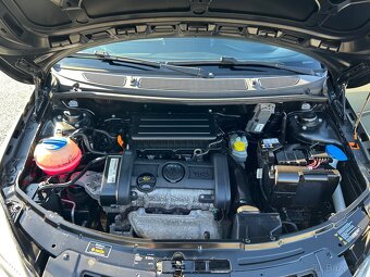 ŠKODA ROOMSTER 1. 4 MPI SERVISNÍ KNIHA 144.600 km - 12
