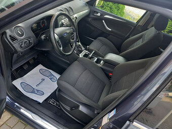 Ford S-MAX  2.0Tdci Titanium+klima+Manuál - 12