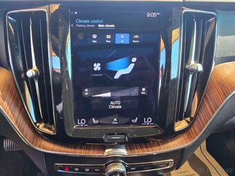 Volvo XC60 T5 Momentum 2021 - 12