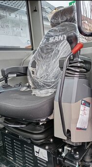 Pásový bagr SANY SY80U - 12