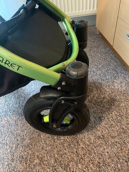 Prodáme kočárek v dobrém stavu - 12