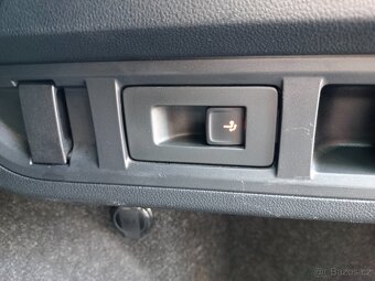 Škoda Octavia 4 Combi 2.0TDI 110kW DSG Webasto Matrix HUD - 12