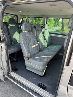 Ford transit tourneo 2,2 TDCI - 12