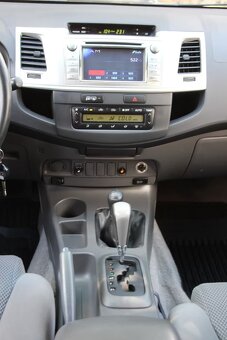 Toyota Hilux 3.0 D4D Double Cab Life Aut. 126kw - 12