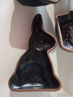 Staré keramické formy na pečení - 12