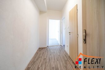 Pronájem bytu v osobním vlastnictví 2+1, 50 m2 na ulici 28.  - 12