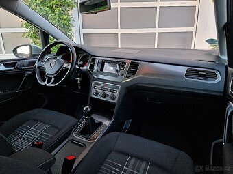VW Sportsvan 1,6 TDi jen 147tkm Vyhř sed Park senz - 12