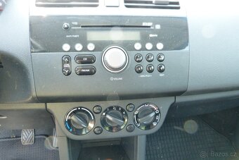 Suzuki Swift 1.3i 4x4 - 12