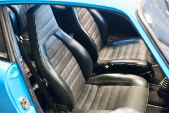 1974 Porsche 911 - 12