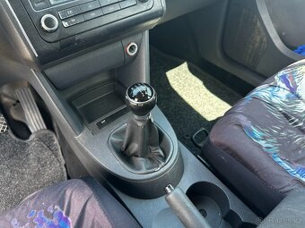 Volkswagen Touran 2.0 TDI - 12