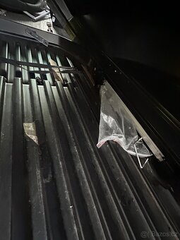 Střešní Box Hakr magic 400 - 12