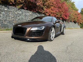 Audi R8 4.2 FSI quattro - 12