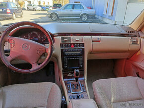 Mercedes-benz E320 CDI Lorinser Elegance,r.2000,Ř6 válec. - 12