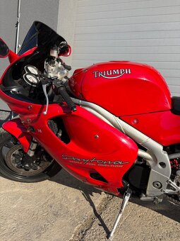 Triumph daytona t595 955 - 12