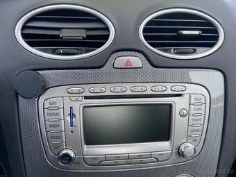 Ford Focus 1,6 i Navigace, Senzory, ALU - 12
