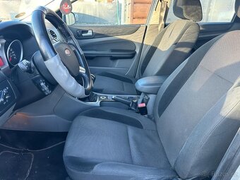 Ford Focus, 1.6TDCi GHIA digi klima  NOVÁ STK - 12