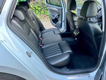 Škoda Superb 1.6 TDI KOMBI STYLE, 7DSG, LED, KŮŽE, NAVI - 12