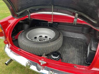 Alfa Romeo Giulia Sprint 1600 z roku 1962 - 12