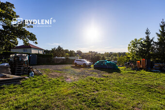 Prodej stavebního pozemku 2204m² - 12