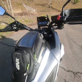 Honda NC 750 XA - 12