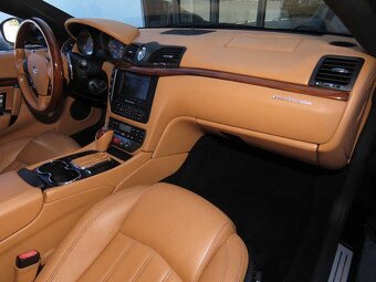 2009 Maserati GranTurismo 4.2L V8 - 12