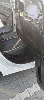 Renault grand Scenic 3  1,5 DCI 81 kW rok výroby 2013 - 12