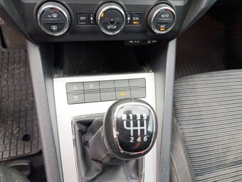 Škoda Octavia combi 2.0tdi - 12