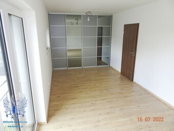 Prodej nového řadového RD na Mělníku - 12