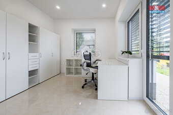 Prodej rodinného domu, 340 m², Kunice, ul. Do Žlábek - 12