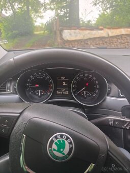 Škoda Superb - 12
