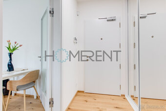 Pronájem bytu 1+kk (30.4 m²), Praha - ul. Závišova - 12
