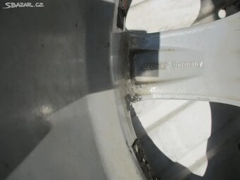 VW TOUAREG ALU kola zimní sada 5X130 s pneu 235/65/17 - 12