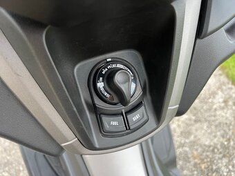 Yamaha Nmax 125 2025 - 12