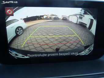 Mazda 6 2.2D 110kw Skydriveprivilege Top Stav po 1.majiteli - 12