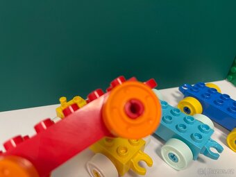 Lego Duplo podvozek k vláčku - 12