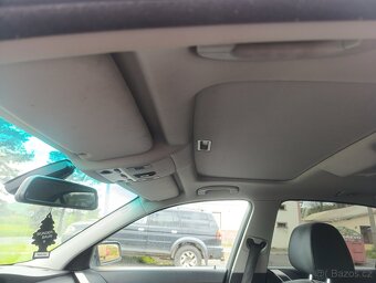BMW E60 545i - 12