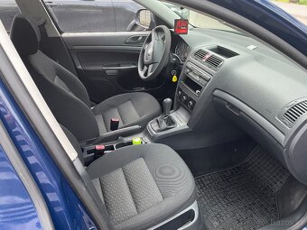 Škoda Octavia II Tour 1,6 Combi - 12/2011 - ČR  - servis - 12