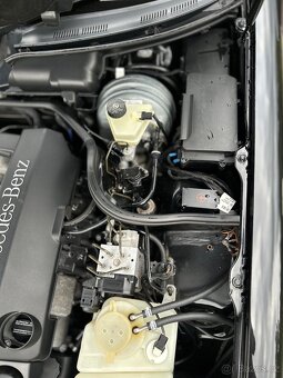 Mercedes benz w210 4,3 V8 - 12