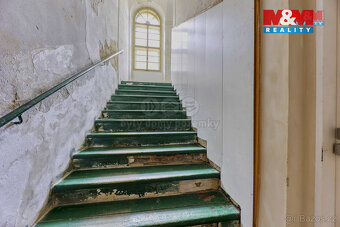 Prodej bytu 2+1, 86 m², Cheb, ul. Dlouhá - 12