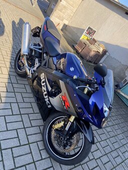 Okruhovka Suzuki GSX-R 750 - 12